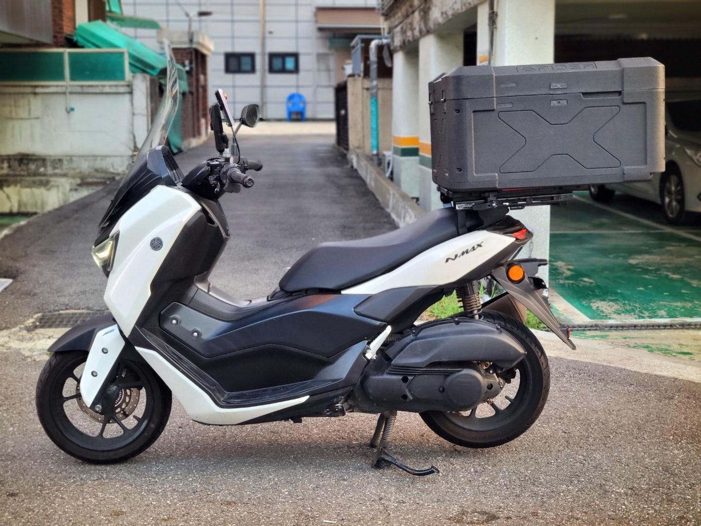 NMAX 125 (2025) 5